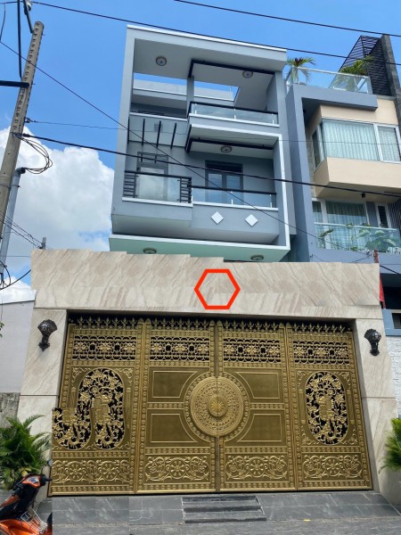 MT Nguyễn Văn Công 6.5 x 25, 1trệt, 3lầu, 5p, 5wc, Full ML.