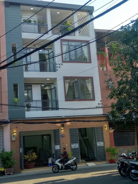 BÁN NHÀ CHẤN HƯNG ĐƯỜNG 10M DT 8,2X10 CÓ 10 PHÒNG HĐ THUÊ 60TR QUẬN TÂN BÌNH