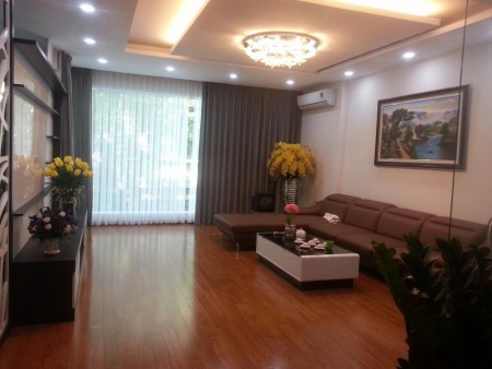 Hiếm! Cần bán nhà Kim Mã, chỉ nhỉnh 3 tỷ