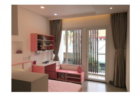Cho thuê villa 10x11m gara trệt 3 lầu 4PN full NT hiện đại