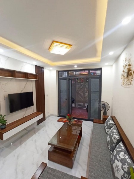 Chính Chủ Bán Nhà Tại Phố Yên Hòa, Cầu Giấy, 45m2x4T, 5.05 Tỷ, Ở Ngay