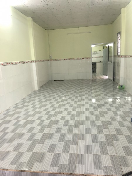 NHÀ NGUYÊN CĂN 39/40B Hoàng Bật Đạt 44m2, cấp 4 có gác xép. 8tr-8,5tr/tháng