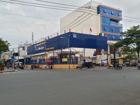 Phổ Quang 2 mặt tiền 7 x 13. Nhà trống suốt tiện KD