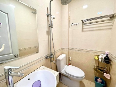 NHÀ MỚI HOÀNG ĐẠO THÀNH- LÔ GÓC- KINH DOANH TỐT 60m, 6.35 TỶ