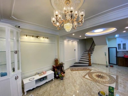 Thái Hà nhà 5 tầng chỉ 5,3 tỷ Mới cứng đẹp lung linh 50m ra oto