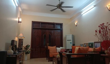 Bán nhà Trung Tâm Hai Bà Trưng, ôtô tránh, 73m2, 10.5tỷ