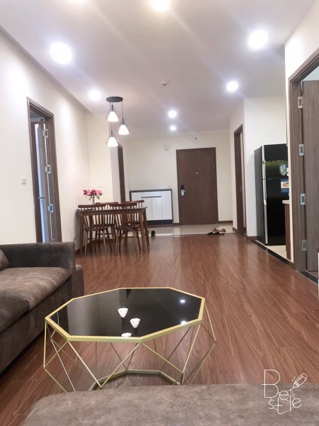 Chính chủ bán căn hộ 3 PN tại chung cư Eco Green City 106m2,giá 3.1 tỷ-Lh 0343951063
