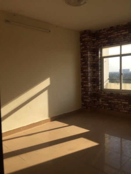Đang cần cho thuê căn hộ CC Him Lam Nam Khánh, đường Tạ Quang Bửu, P.5, Q.8, 98m2, 8tr/th