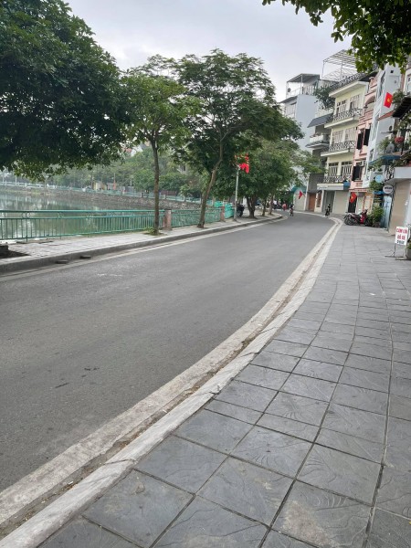 Chủ bán nhà Thuỵ Khuê, nhà mới đẹp, hiện đại, full tiện ích, view Tây Hồ, full tiện ích, mt 5m, dt 40m2, nhỉnh 3 tỷ