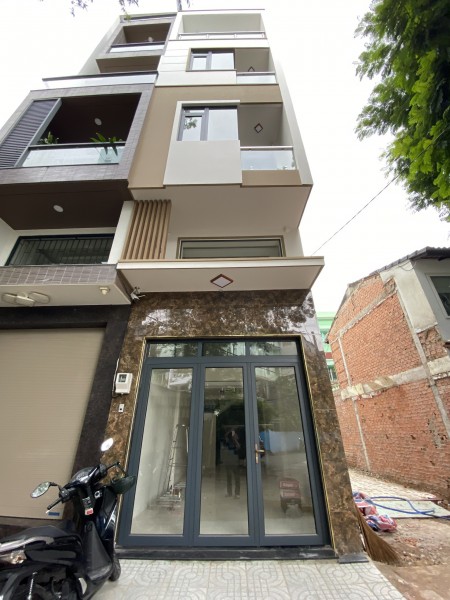 Cấn bán gấp nhà xây mới mặt tiền Nguyễn Lâm, Quận 10, dtsd 50.1m2