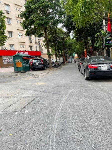 Bán nhá Mạc Thái Tổ, 65m2, phân lô 65m2, ô tô tránh mt rộng, hiệu suất cho thuê cao chỉ 13 tỷ