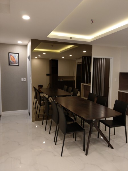 Căn hộ Happy Valley 135m2 giá chỉ 25tr/tháng, full nt, lầu cao