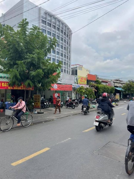 Nhà đẹp mặt tiền đường Lý Phục Mạn, phường Bình Thuận, Quận 7, diện tích khủng 127m2, giá 19 tỷ, còn thương lượng
