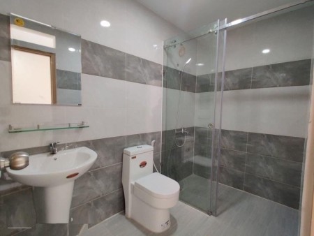 Nhà mặt tiền 1 trệt 1 lầu 470 triệu huyện Hóc Môn