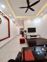 Bán nhà phố Trần Cung Cầu Giấy. DT 40m2. giá 3,5 tỷ