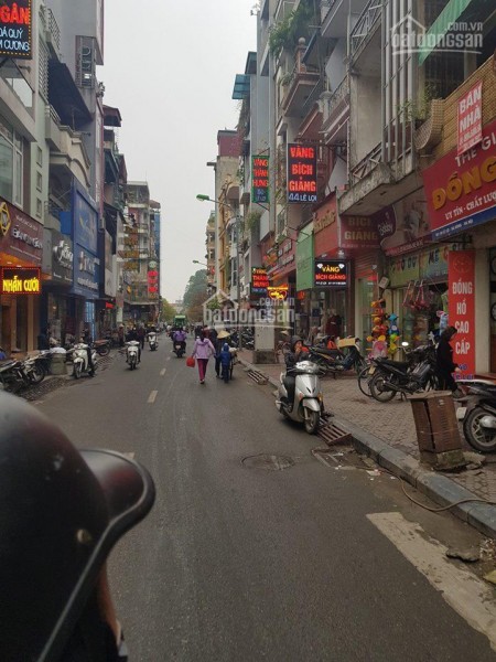 Chủ cần tiền nhà mặt phố Hoàng Hoa Thám, Hà Đông trong tuần.