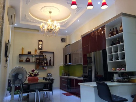 LH: 0949859898, lô góc, ô tô tránh, kinh doanh, dtsd 185m2, mt 9.5m, Vũ Trọng Phụng, giá 19.6 tỷ