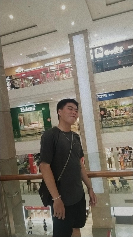 NGUYỄN HUỲNH ĐỨC
