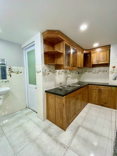 Bán nhà MT Phạm Ngũ Lão GV, DT 83m2, 9.5 tỷ TL.Khu dân cư đông đúc,kinh doanh sầm uất.