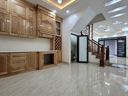 Bán nhà Thái Hà lung linh chỉ 15,8 tỷ kinh doanh đỉnh, ngõ vip 2 oto tránh