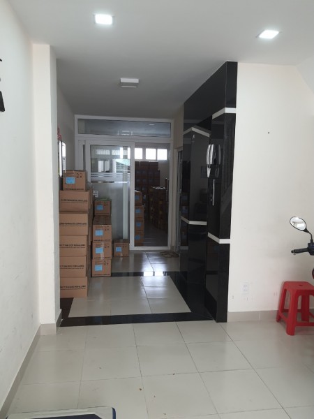 Bán nhà mặt tiền Bạch Mã 77m2 giá 19.9 tỷ