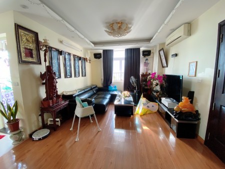 Bán gấp CHCC Xuân Phương Residence giá 2.7 tỷ, 150m2, NT cơ bản