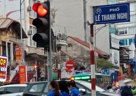 Nhà mặt phố Lê Thanh Nghị, kinh doanh đỉnh, 8.1 tỷ