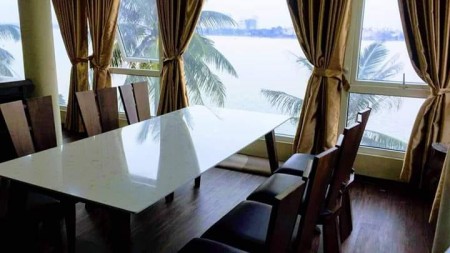 Mặt phố Tây Hồ 130m2, 5 tầng, mt 12m, giá bán 55 tỷ. View hồ lộng giá, kinh doanh siêu lợi nhuận