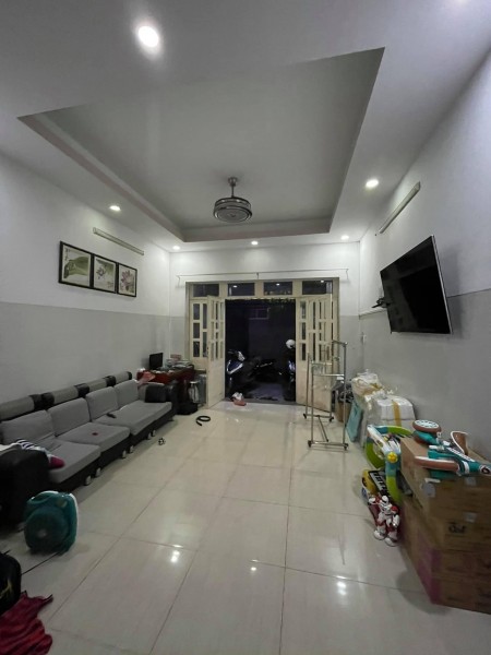 (Quận 12)Bán nhà cực đẹp, hxh, Nguyễn Văn Qúa, dt 68m2, 2 tầng, giá 3.68 tỷ