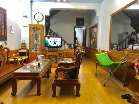 Bán nhà Phạm Văn Đồng 69m2, xây 4 tầng đúc, lô góc 3 mặt thoáng, tiện ích đủ