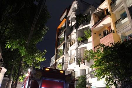 Bán nhà 6 tầng, chính chủ, diện tích 50m2 một sàn, khu vực Vĩnh Hưng, Hoàng Mai