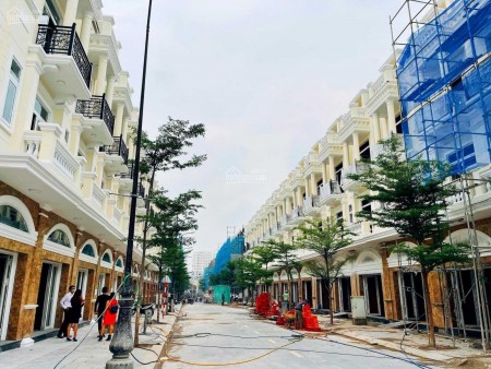 Đi đến slide 4