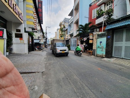 Bán nhà Ngã tư Bảy Hiền, ngang 5m, Quận Tân Bình, 4.4 tỷ