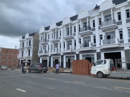 Bán nhà phố liên kế khu dân cư Bình Sơn huyện Long Thành