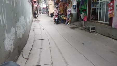 Vị trí ngõ ba gác tránh xe máy, thoáng mát, 4 tầng đúc