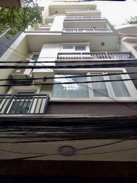 Bán nhà Trần Khát Chân, 5 tầng bê tông, dt 60m2, cho thuê 25 triệu/tháng, ô tô đỗ cửa, nhỉnh 5 tỷ
