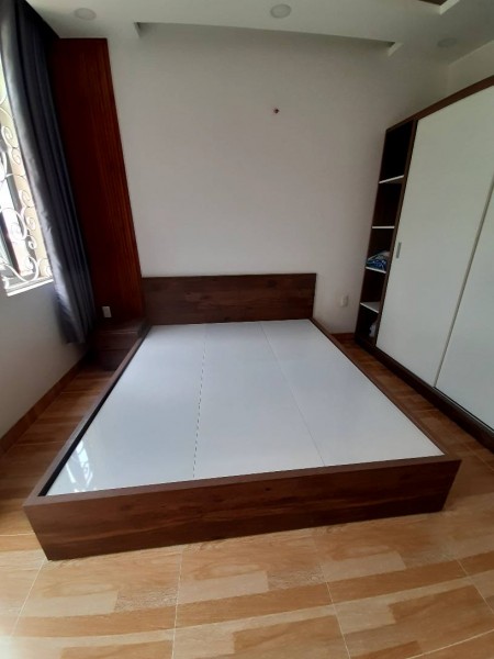 Nhận gửi bán nhà - CC Kẹt tiền Bán gấp Nhà hẻm 46 Trần Nhân Tôn, Phường 2, Quận 10, 45m2, 3 Tầng, giá 4 tỷ 1 MTG