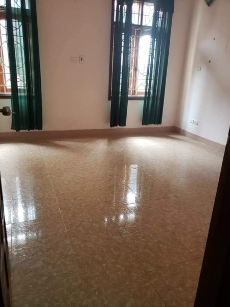 Bán nhà chính chủ nguyên căn đường Hoàng Quốc Việt, Quận Cầu Giấy, dtsd 70m, 4 tầng đúc, giá 6.6 tỷ