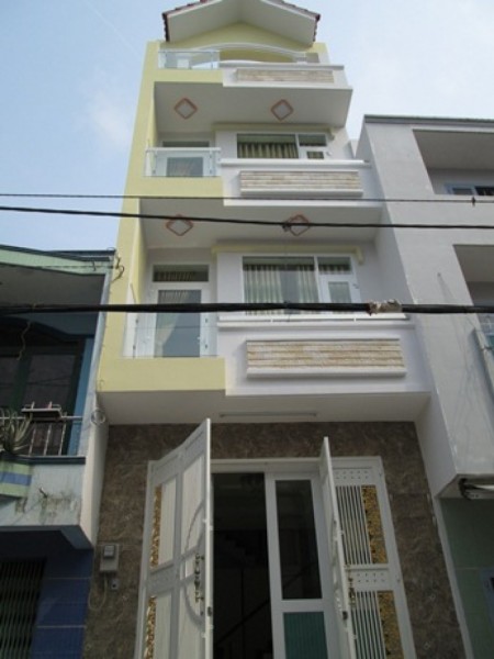 cần bán nhà mặt tiền Trần Bá Giao, P5, Gò Vấp 5 x 23m, nhà 3 lầu 12 tỷ