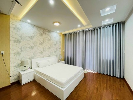 Cho thuê nhà nguyên căn HXT Phan Đăng Lưu Phú Nhuận, nhà có 11 phòng tiện cho thuê làm căn hộ dịch vụ , trung tâm dạy thêm,...