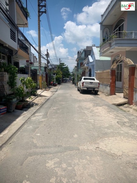Nhà 1T1L Khu Cư Xá Phúc Hải, P Tân Phong 113m2 shr thổ cư giá chỉ 6ty