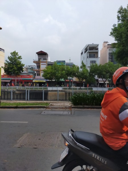 Cho thuê nhà 2MT đường Hoàng Sa Tân Bình - trệt 2 lầu khu dân cư đông, đường lớn tiện kinh doanh quán ăn