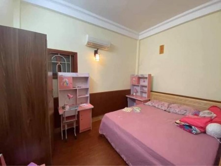 Bán Nhà Quận Cầu Giấy (Quan Hoa) DT 42m x 4 Tầng Mặt NGÕ Kinh Doanh, Gần phố. 5.8 Tỷ!