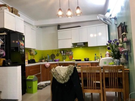 Nhà hiện đại đẹp long lanh view hồ Linh Đàm 40m ra mặt Phố