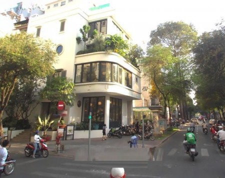 2 MT Trường Chinh - nguyên căn trống suốt - 4.5 x 18