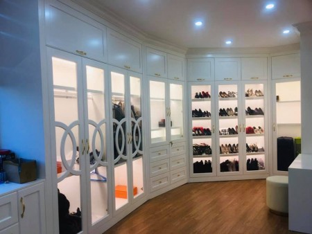 Biệt thự đẹp, siêu phẩm phố Hoàng Hoa Thám, Ba Đình, dtsd 128m2, 4 tầng thoáng, giá 19.5 tỷ