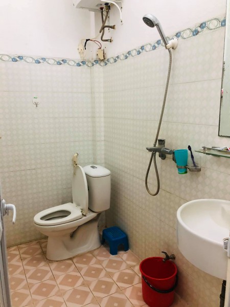 Về quê tránh dịch để lại căn nhà 30m2*2T Bạch Mai chỉ 1.3 tỷ
