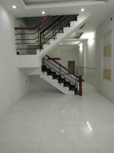 Mùa Covid cần bán gấp nhà hẻm xe hơi rộng 92m2, giá chỉ 4.6 tỷ