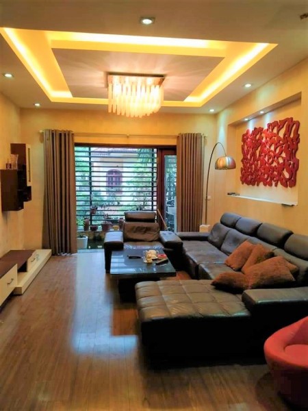 Bán Biệt thự Yên Hòa Cầu Giấy 100m2x5T, nhỉnh 9 tỷ, Tặng nội thất, Có Thang máy, 2 mặt thoáng