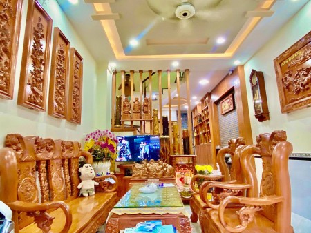 Chủ ngộp Bank, bán gấp cực rẻ nhà Tân Phú, 4 tầng sân thượng